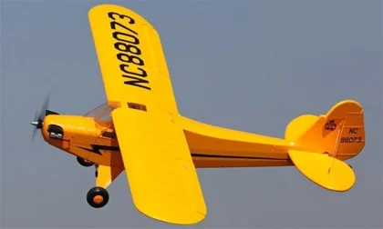 TopRC 067B PNP Piper J3, Sarı, Brushless 700KV Motorlu, ESC, Işık Sistemi, Flaplı, Servolu, Kumanda ve Pil hariç, Model Uçak